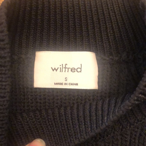 Aritzia Wilfred Crevier knit halter top size small - Picture 4 of 6